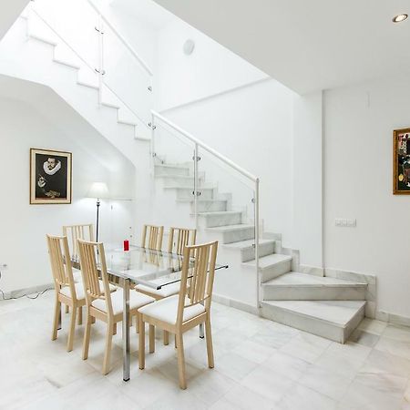 Veoapartment Pedro Miguel セビリア エクステリア 写真